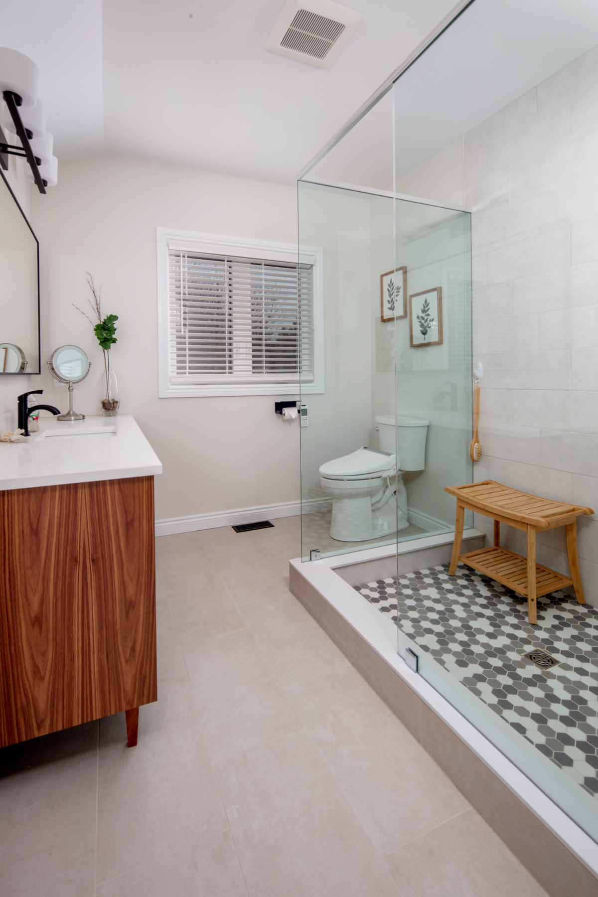 Primary suite project photo 4